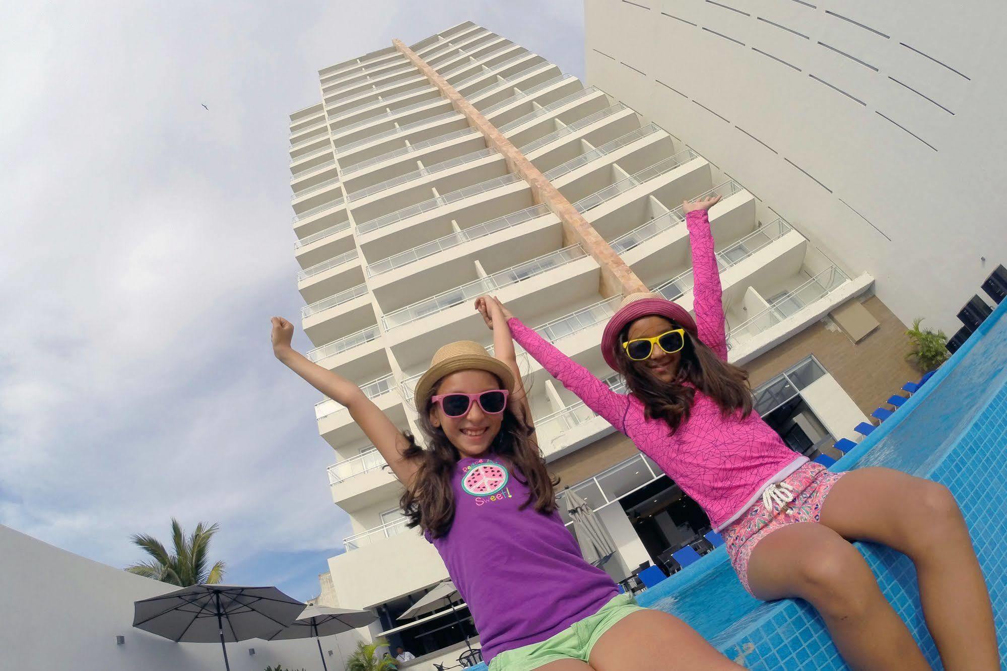 Pacific Palace Beach Tower Hotel Mazatlan Dış mekan fotoğraf